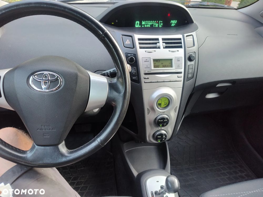 Toyota Yaris 1.3 Automatik Sol - 16