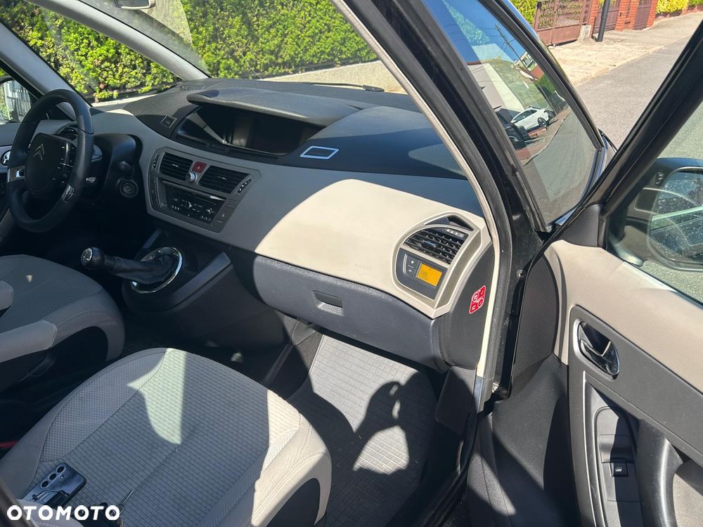 Citroën C4 Picasso - 10