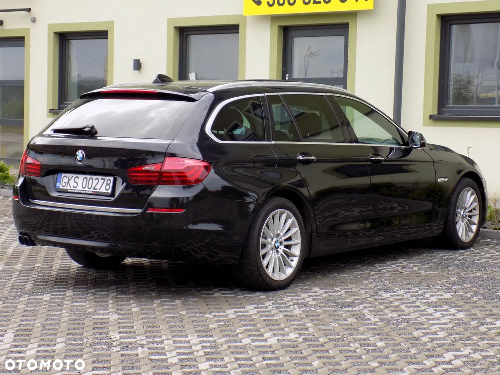 BMW Seria 5 525d Touring Sport-Aut Luxury Line - 9
