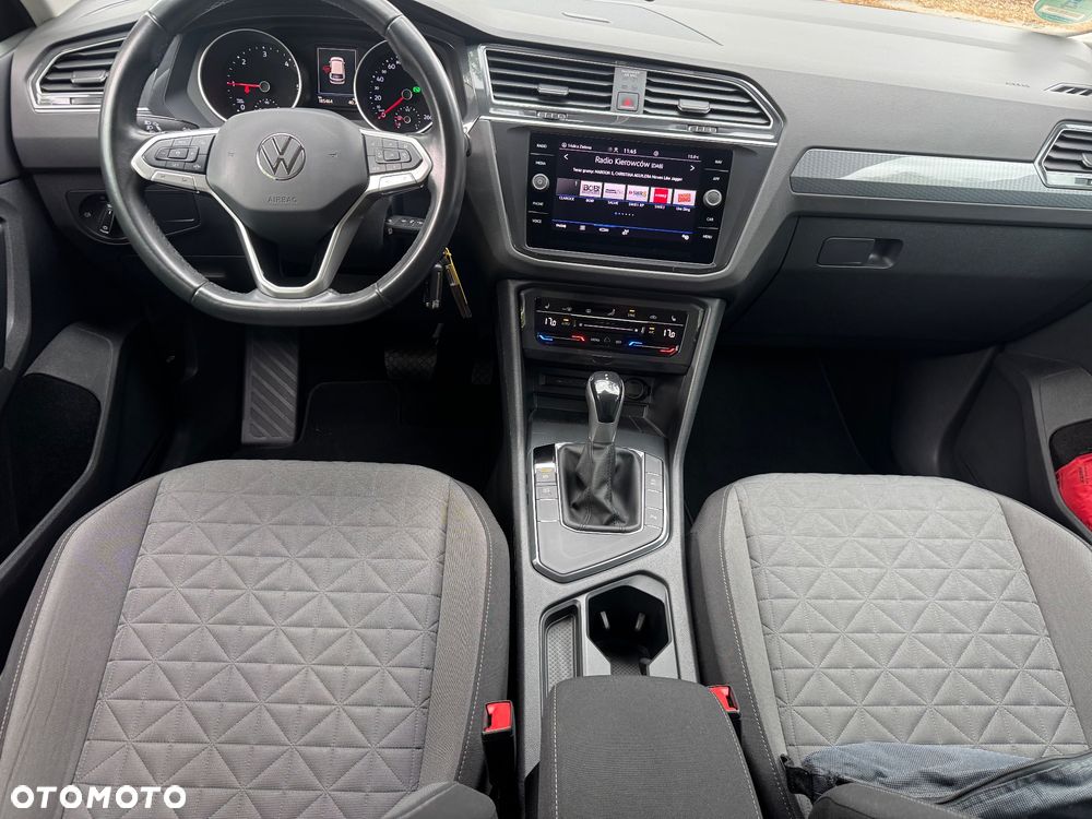 Volkswagen Tiguan - 19