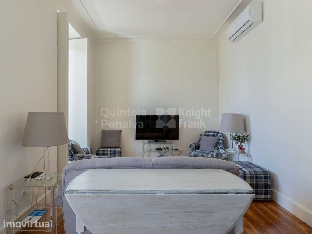 Apartamento T2 para arrendamento com móveis em Campo de Ourique - Grande imagem: 2/26