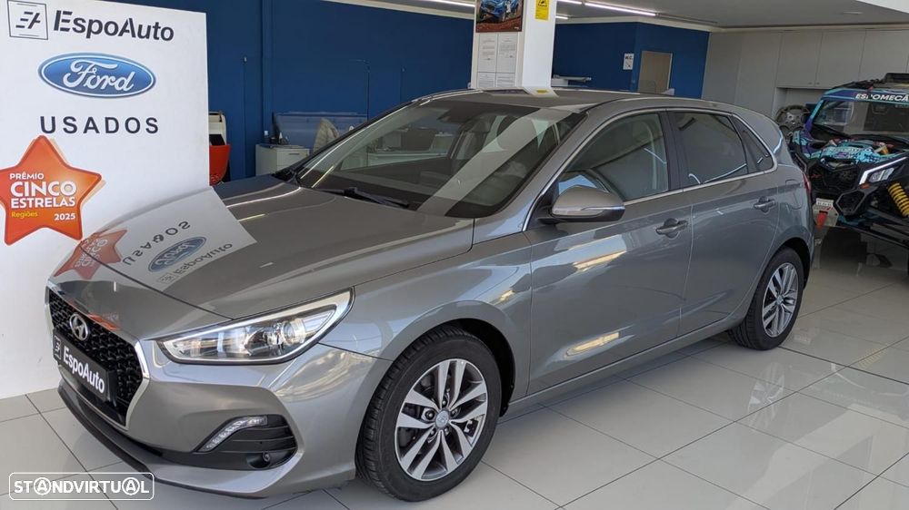 Hyundai i30 1.6 CRDi STyle+Navi - 2