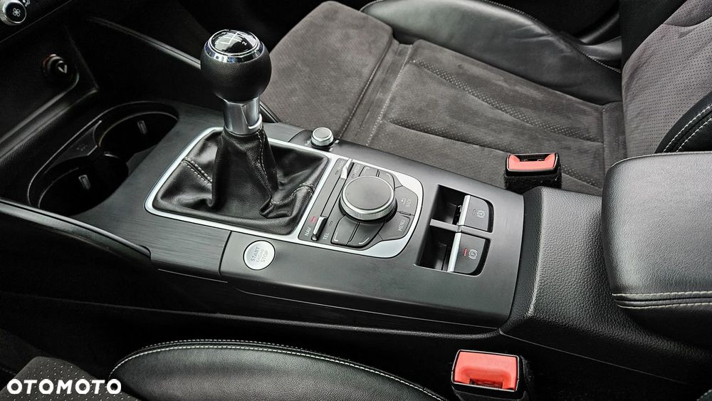 Audi A3 Sportback - 33