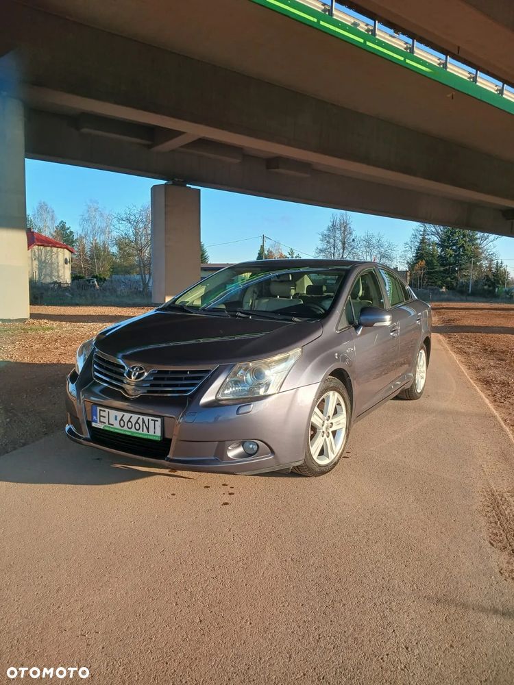 Toyota Avensis 2.2 D-CAT Prestige NAVI - 19
