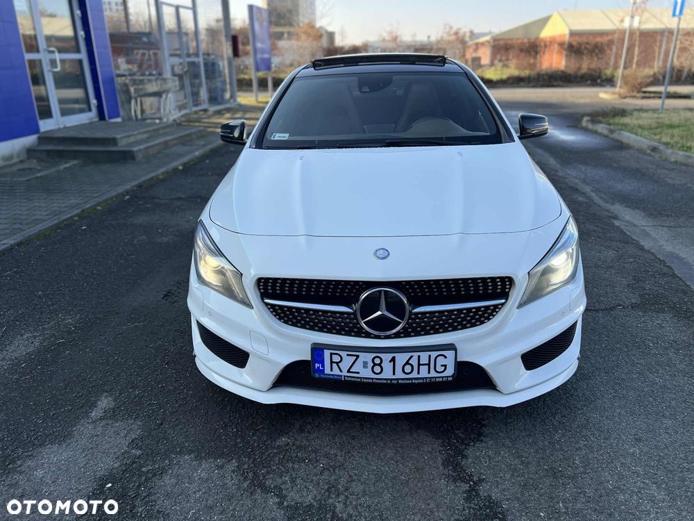 Mercedes-Benz CLA 200 CDI 7G-DCT AMG Line - 5