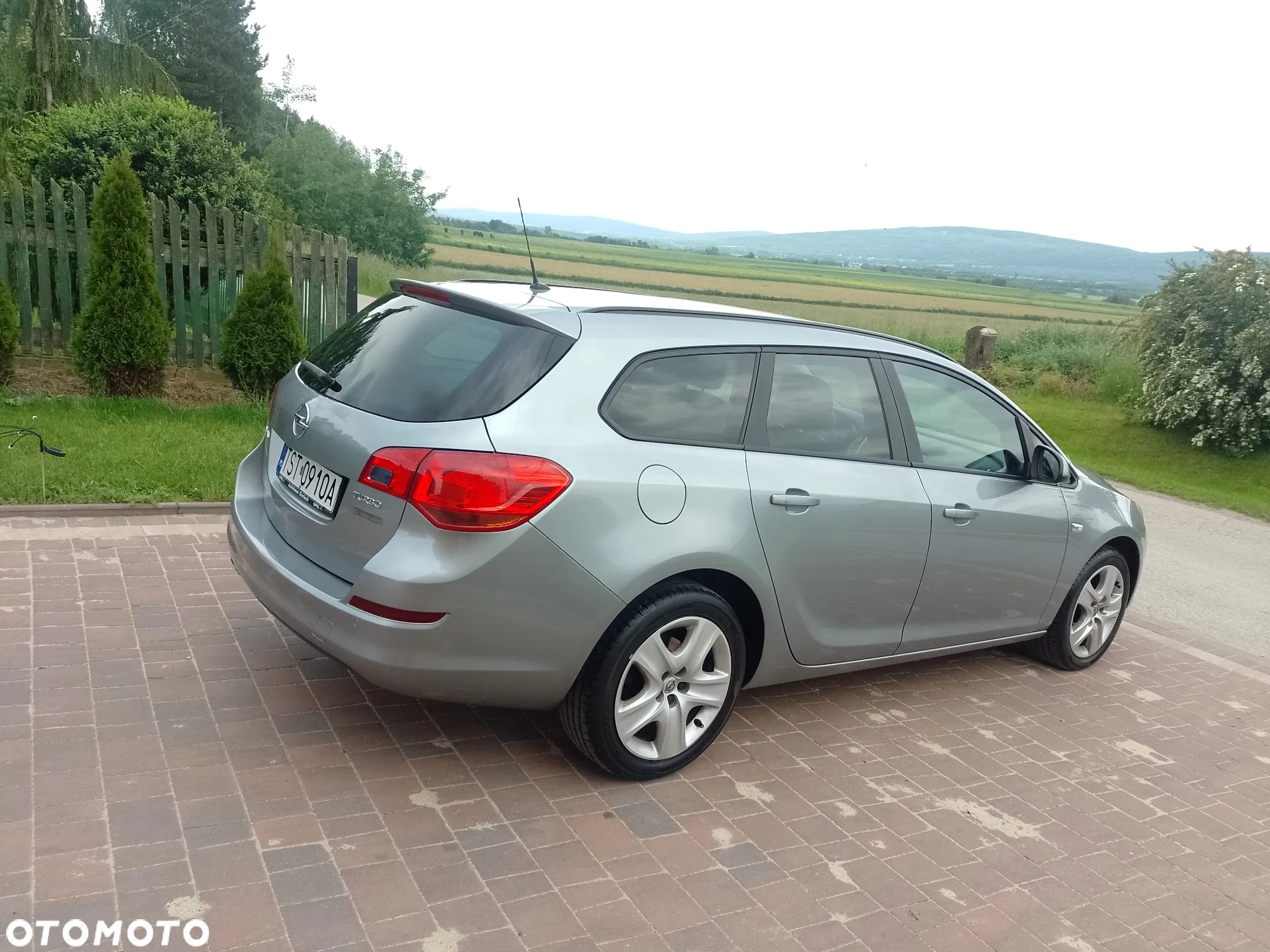 Opel Astra 1.4 Turbo Cosmo - 3