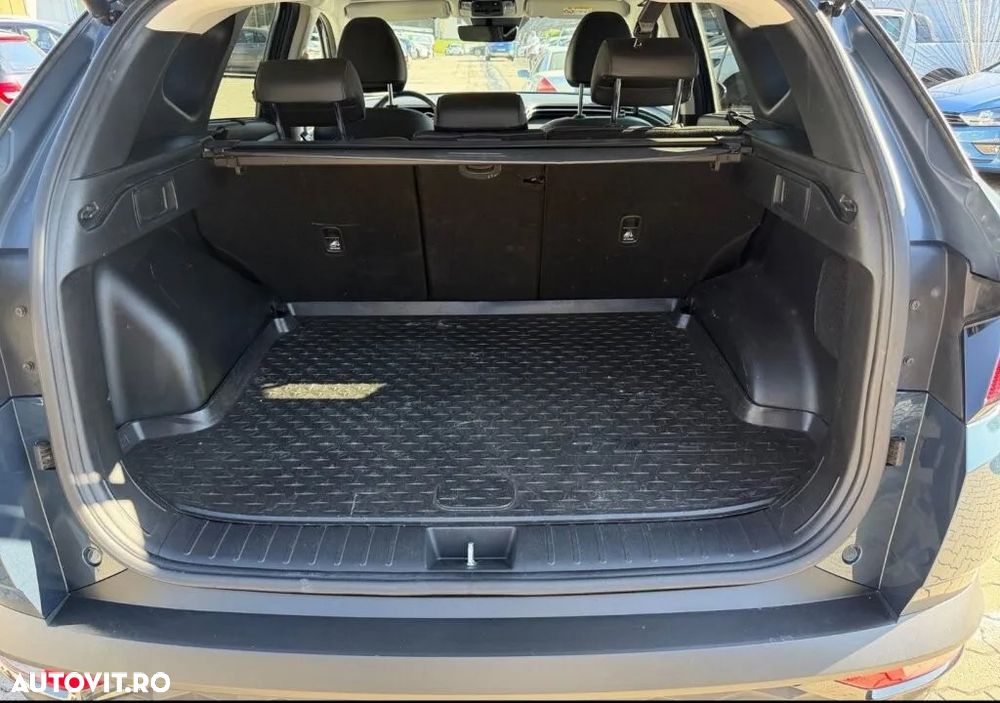 Hyundai Tucson - 13