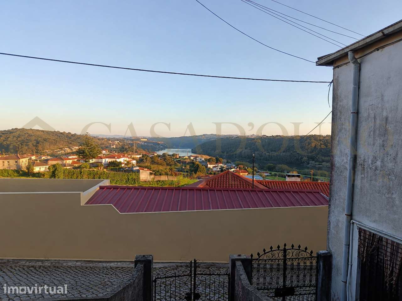 Moradia para renovação | Jovim - Grande imagem: 2/29