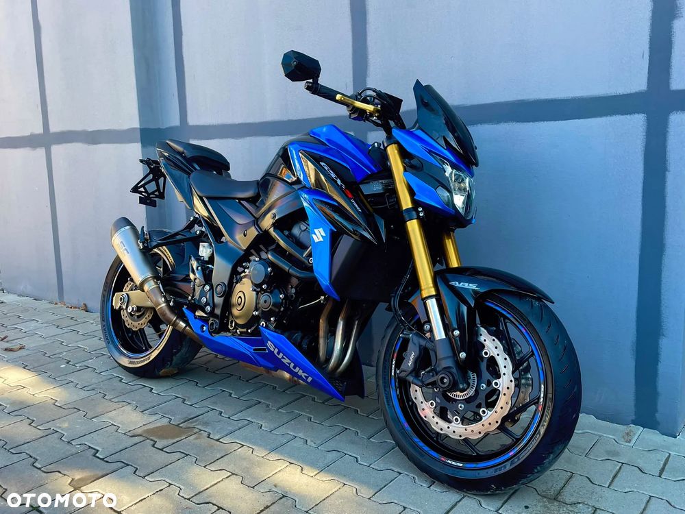 Suzuki GSX