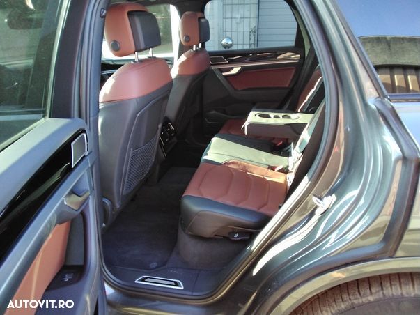 Volkswagen Touareg 3.0 V6 TDI SCR 4Motion Automatik R-Line - 13