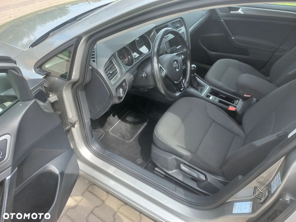 Volkswagen Golf 1.2 TSI BMT Trendline - 6