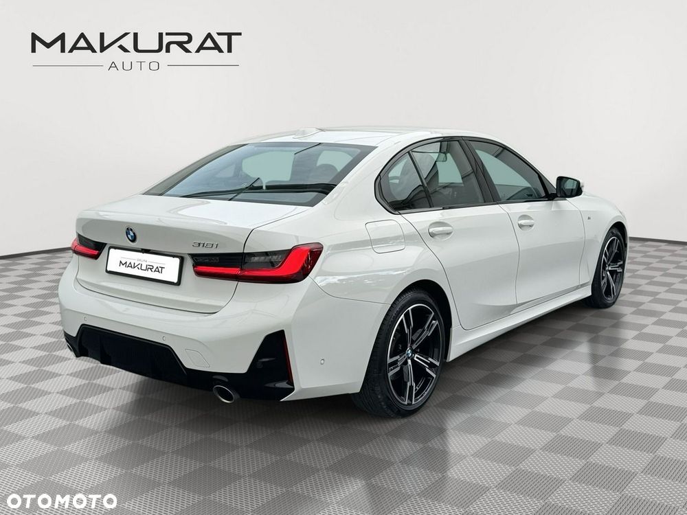 BMW Seria 3 318i M Sport - 5