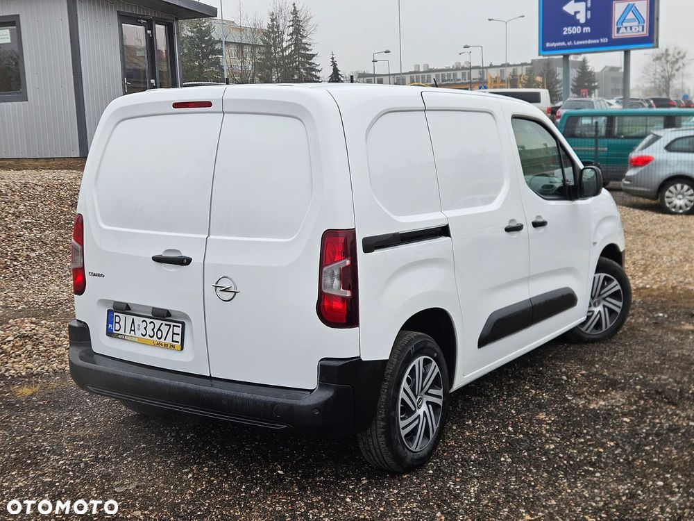 Opel COMBO - 3