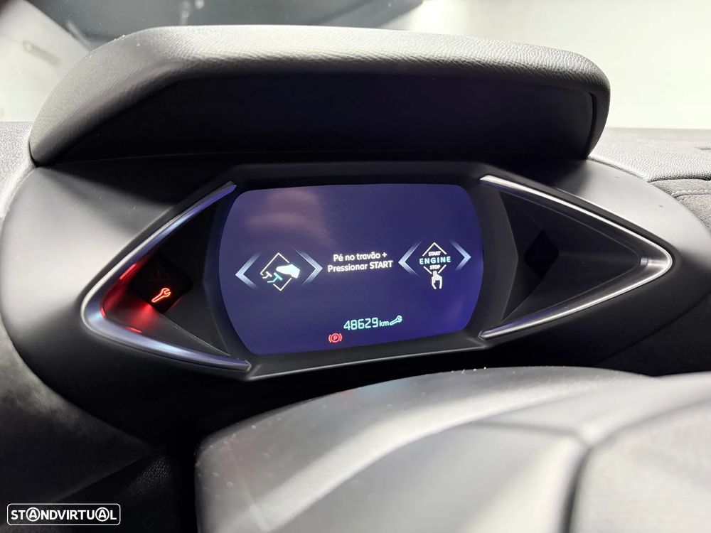 DS DS3 Crossback E-TENSE PERFORMANCE LINE + - 18