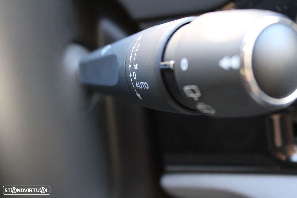 Citroën C4 Spacetourer PureTech 130 Stop&Start EAT8 SHINE - 17