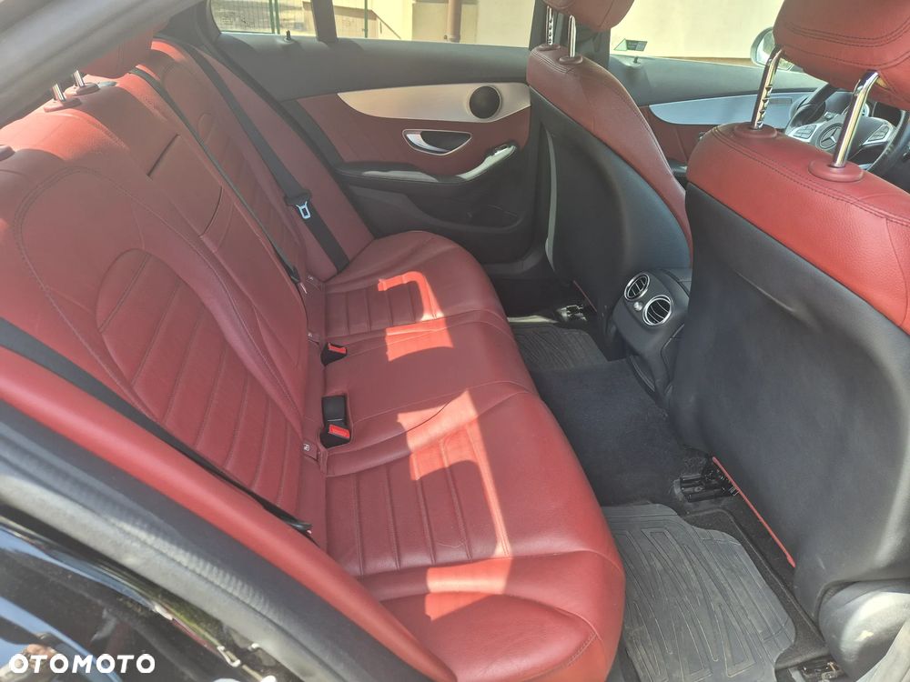 Mercedes-Benz Klasa C 200 4-Matic 7G-TRONIC - 17