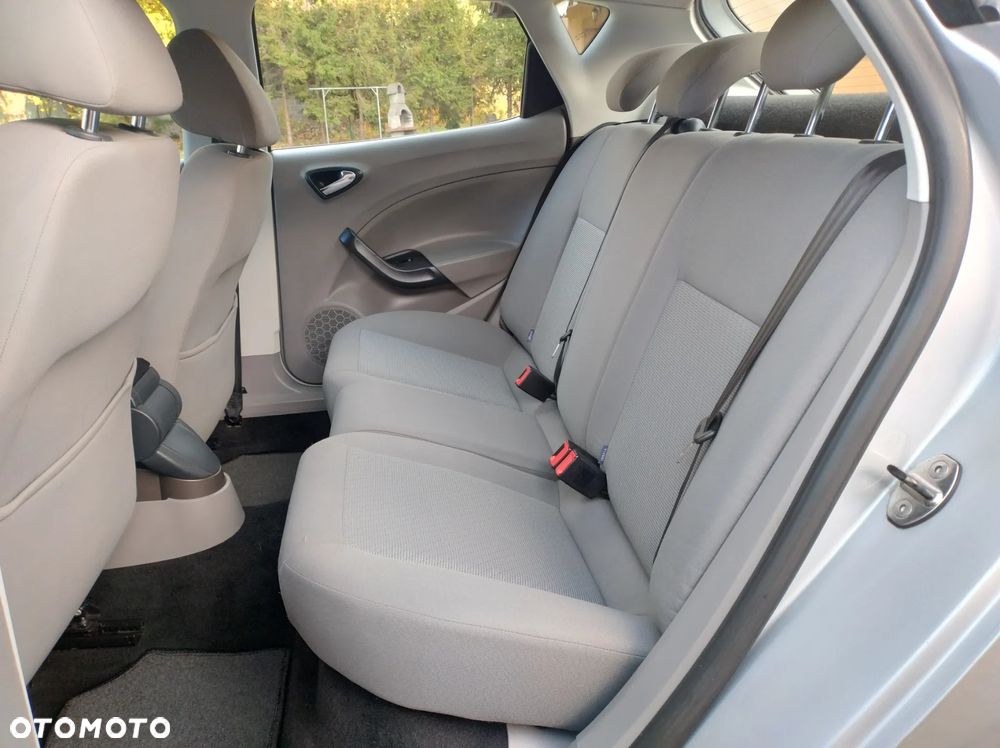 Seat Ibiza 1.4 16V Reference - 23