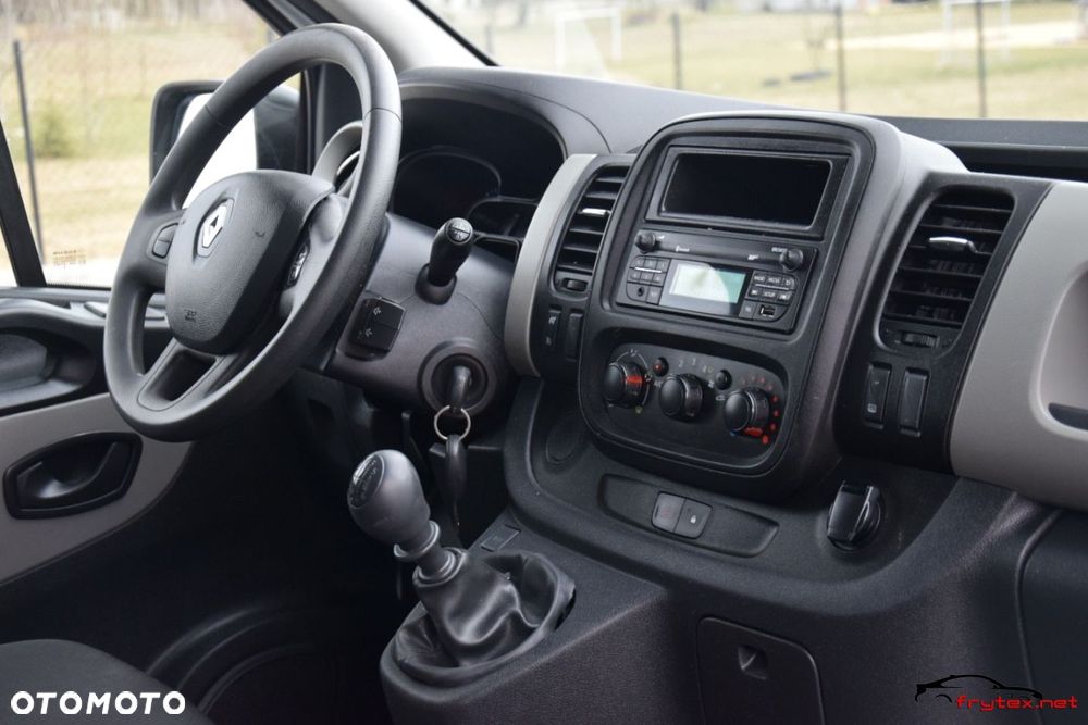 Renault Trafic - 24