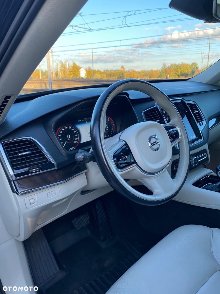 Volvo XC 90 T6 AWD Geartronic Momentum - 21