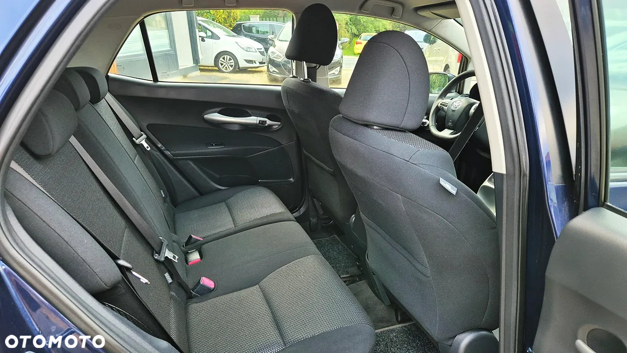 Toyota Auris 1.8 HSD Luna - 35