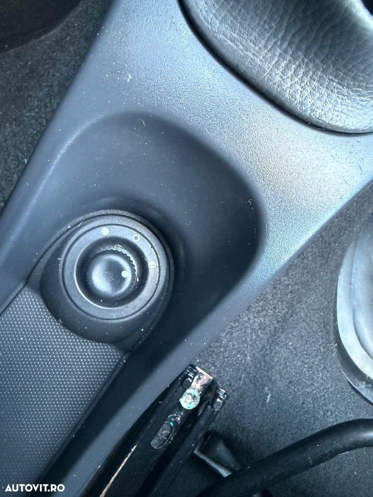 Dacia Duster dCi 110 FAP 4x4 Prestige - 10