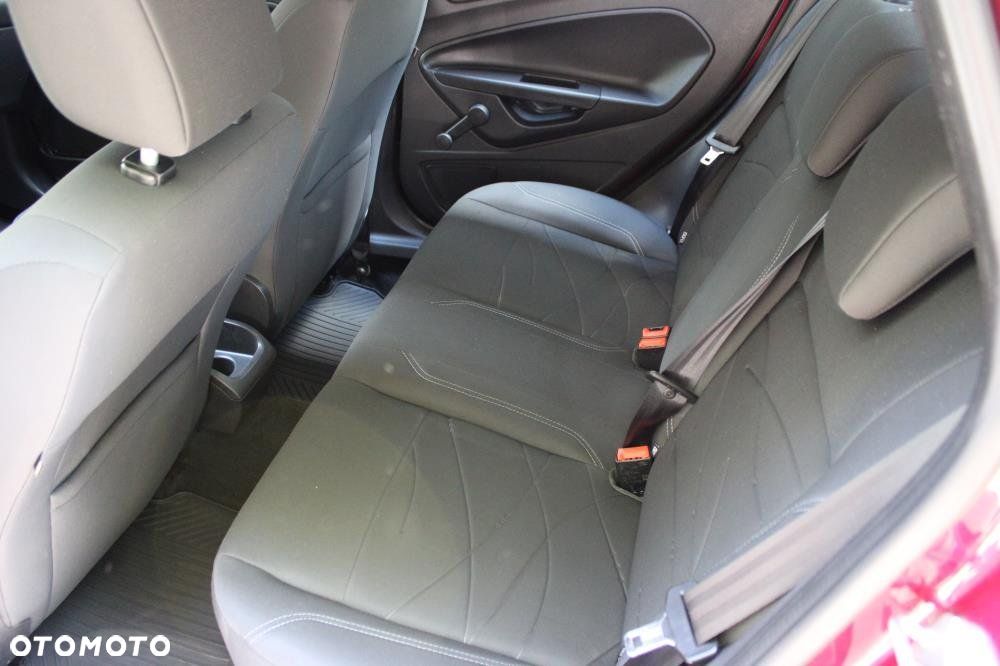 Ford Fiesta - 9
