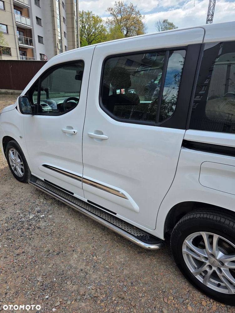 Toyota Proace City Verso 1.2 D-4T Business - 3