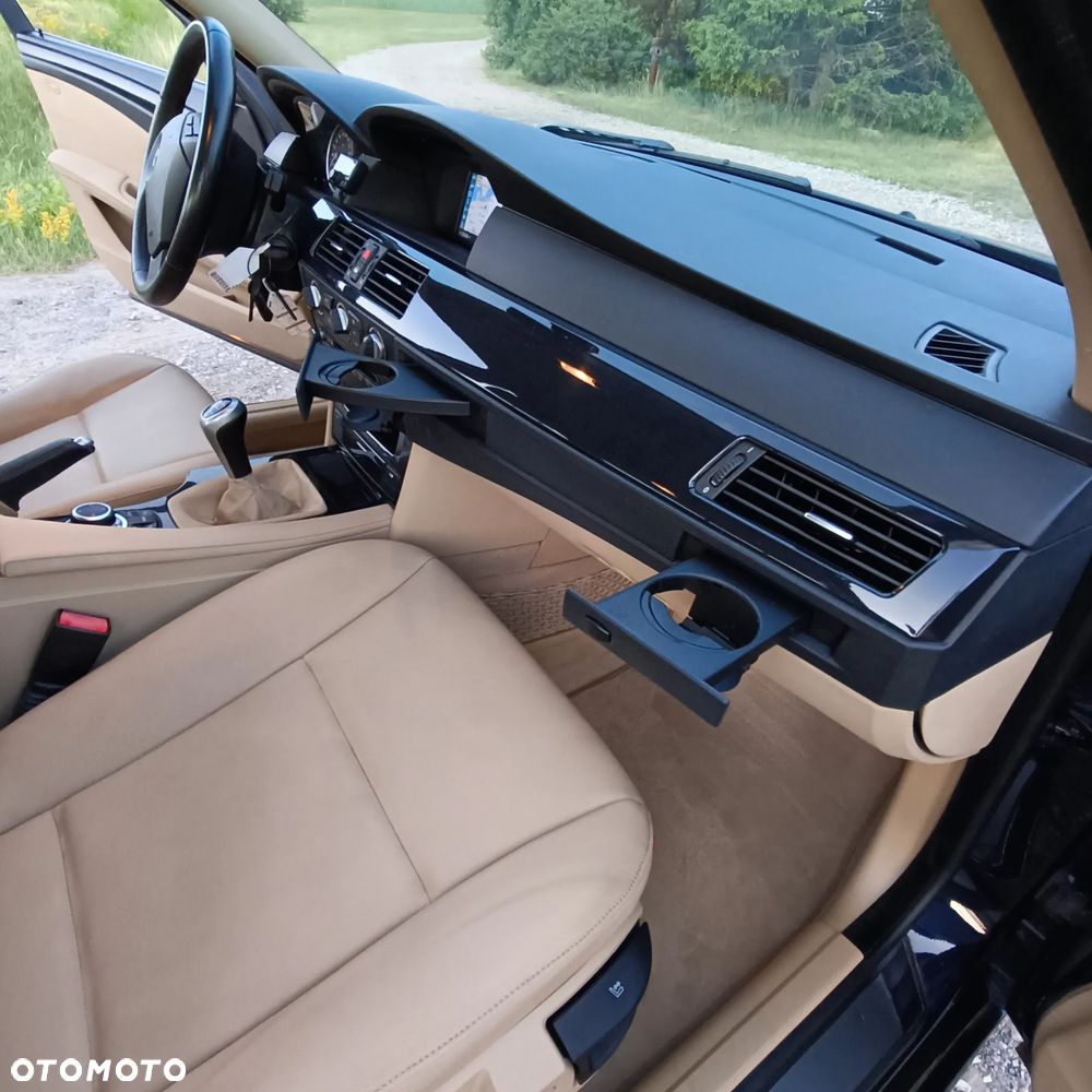 BMW Seria 5 520d Special Edition - 25