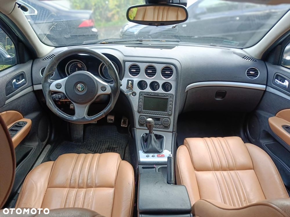 Alfa Romeo 159 2.4 JTDM 20V DPF Distinctive - 8