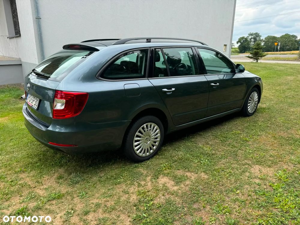Skoda Superb 2.0 TDI Ambition - 12