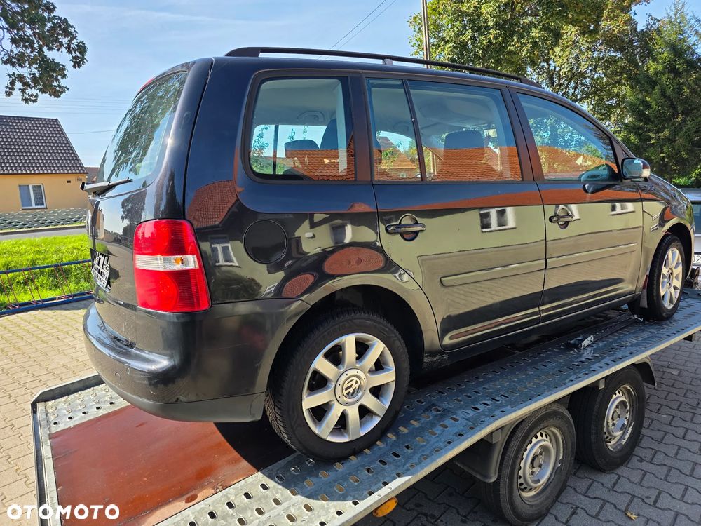 Volkswagen Touran 1.9 TDI DPF Trendline - 4