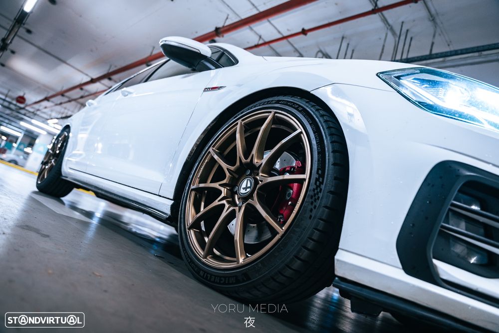 VW Golf - 7