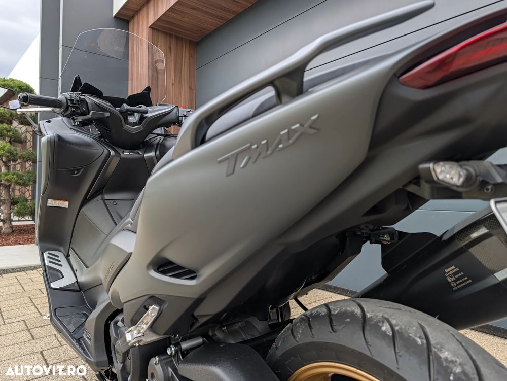 Yamaha TMAX 560 - 27