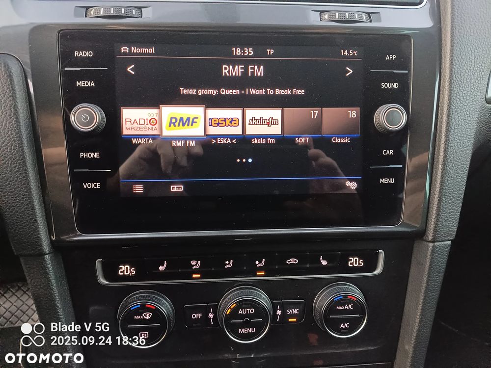 Volkswagen Golf 1.5 TSI BMT Evo Highline DSG - 17