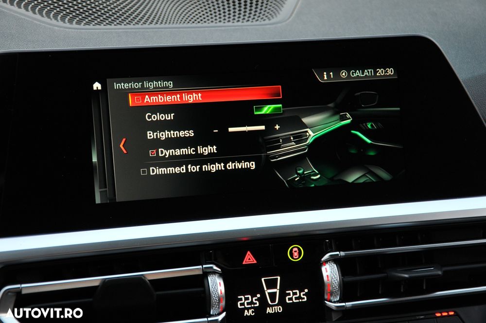 BMW Seria 3 320d Aut. Sport Line - 17