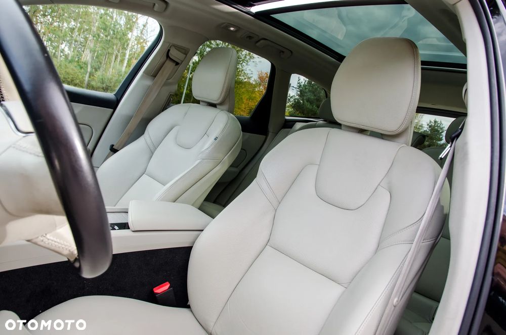 Volvo XC 60 - 20