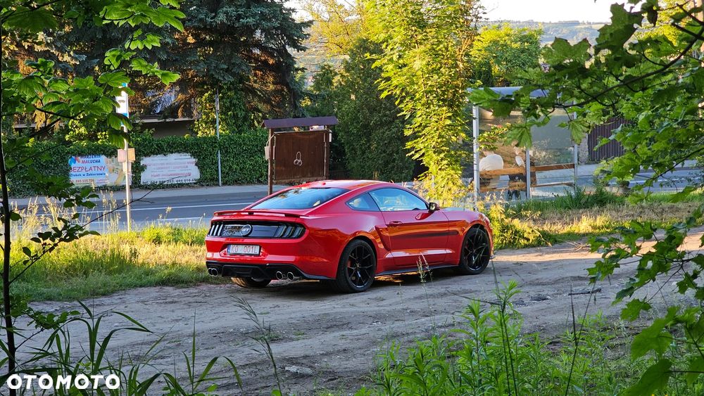 Ford Mustang - 28
