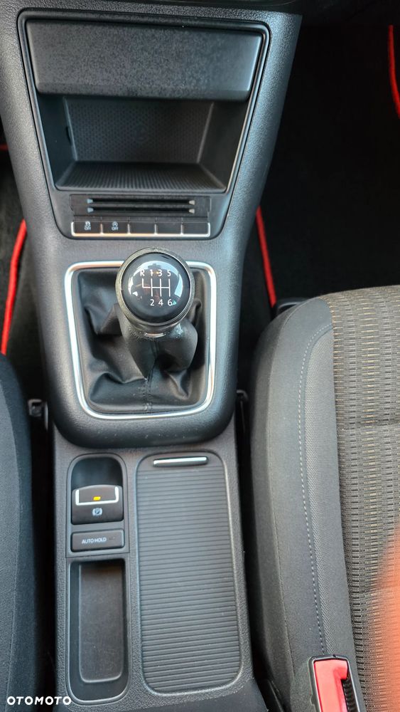 Volkswagen Tiguan - 36