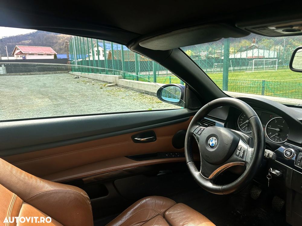 BMW Seria 3 320d - 13
