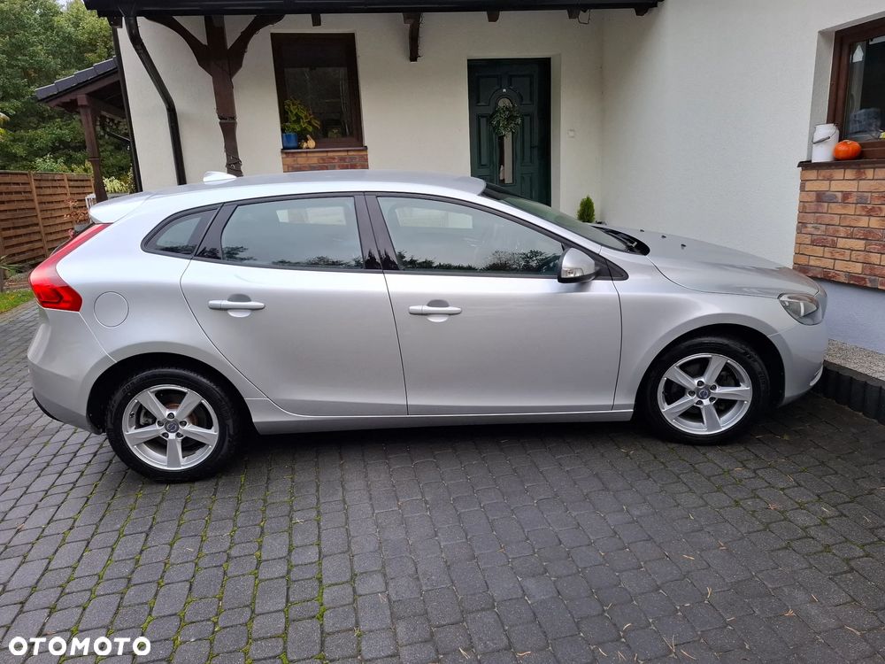 Volvo V40 D2 Kinetic - 39