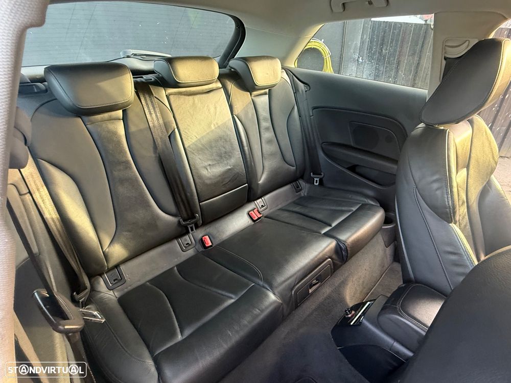 Audi A3 1.6 TDI S-line - 8