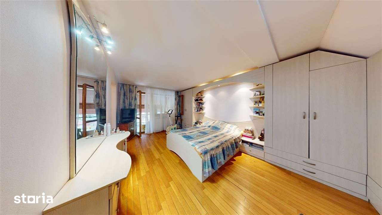 Casa individuala in Sibiu - 7 camere, 7 bai, piscina, sauna - 248 mpu - Imagine principală: 4/18