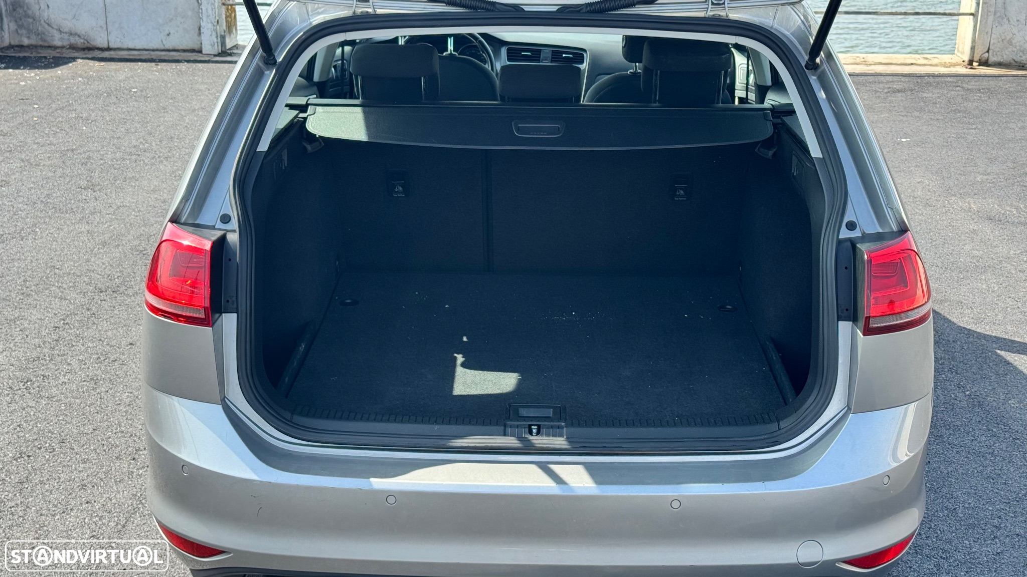 VW Golf Variant 1.6 TDi Trendline - 25