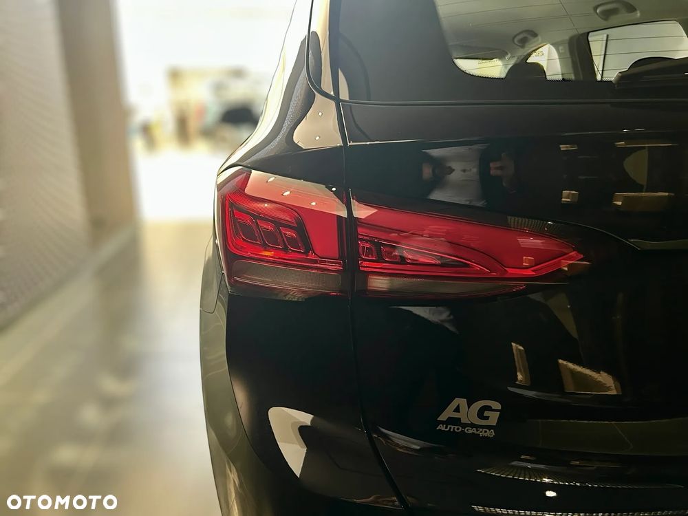 MG ZS Hybrid+ - 24