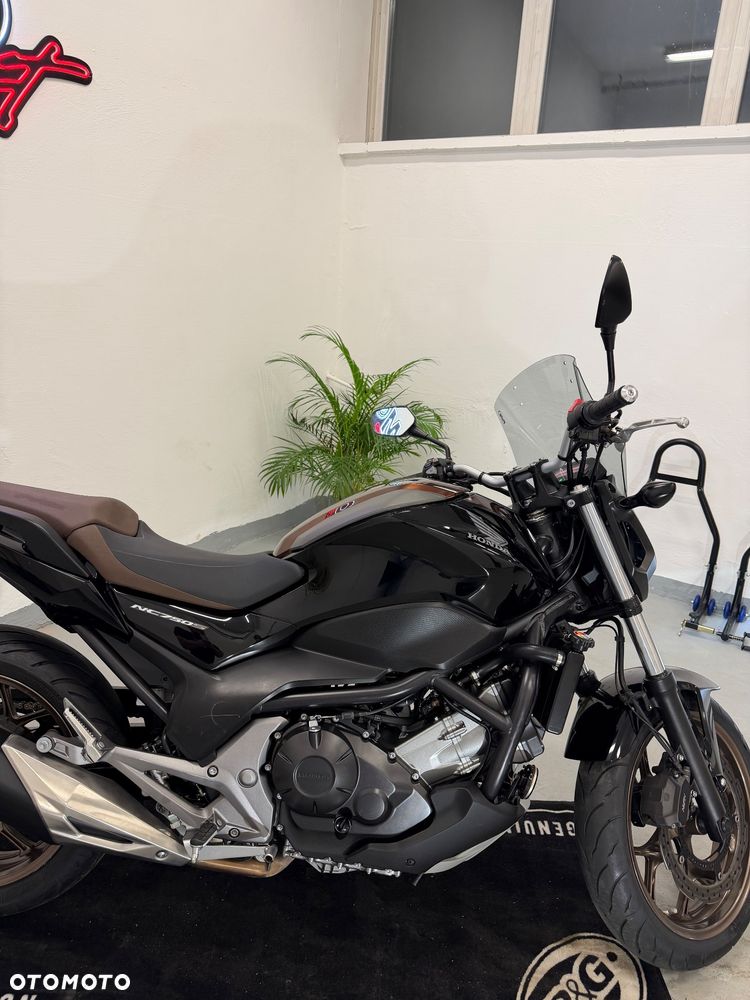 Honda NC - 9