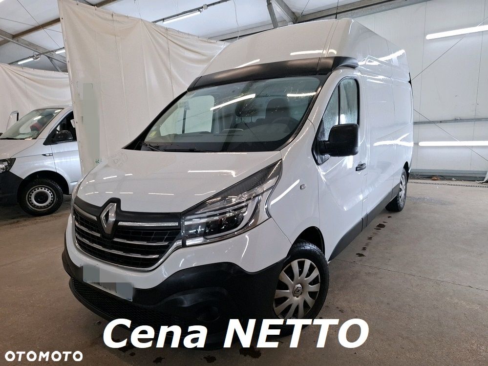 Renault TRAFIC - 2