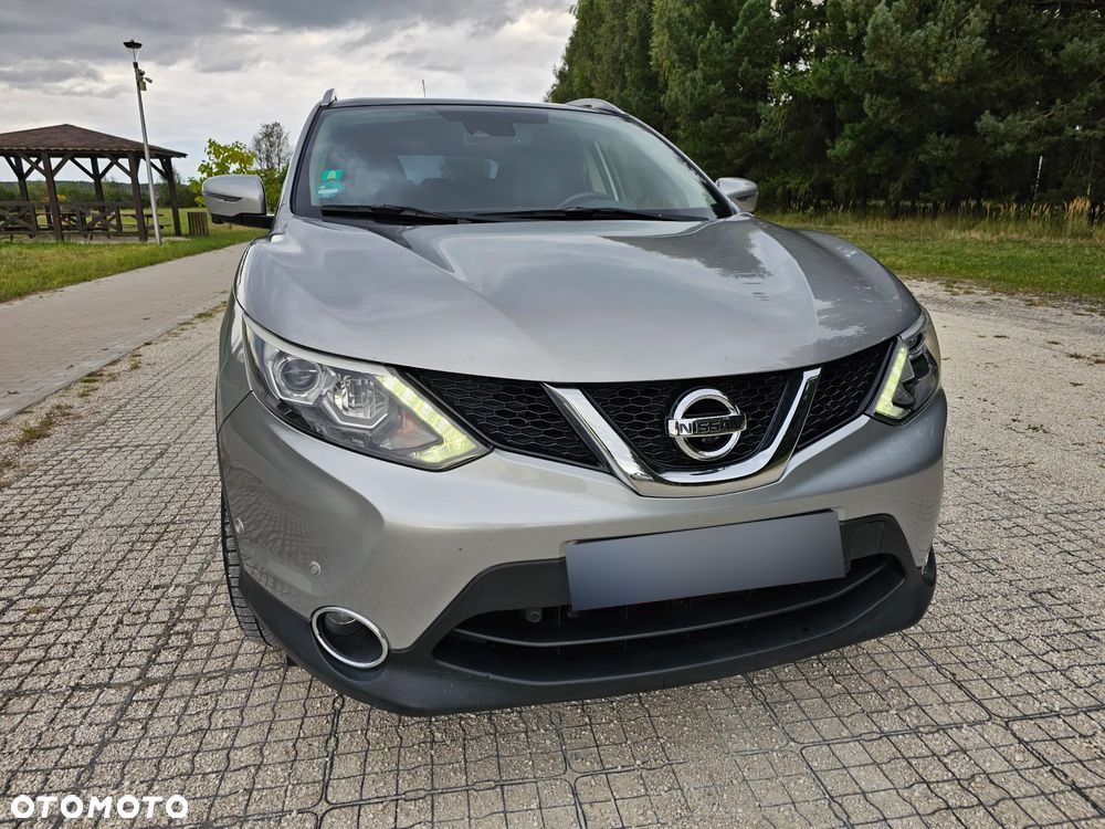 Nissan Qashqai 1.6 dCi Xtronic TEKNA+ - 11