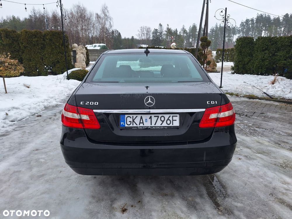 Mercedes-Benz Klasa E 200 CDI DPF BlueEFFICIENCY Automatik Avantgarde - 7