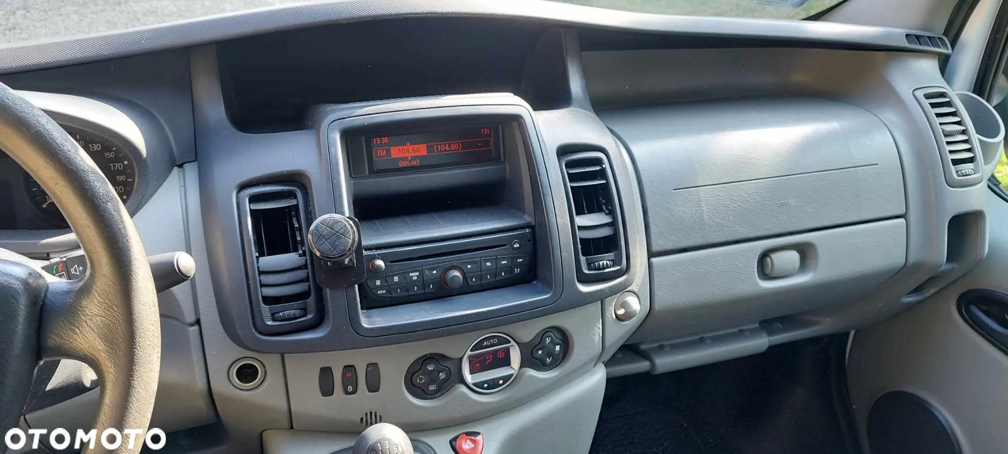 Renault Trafic - 6