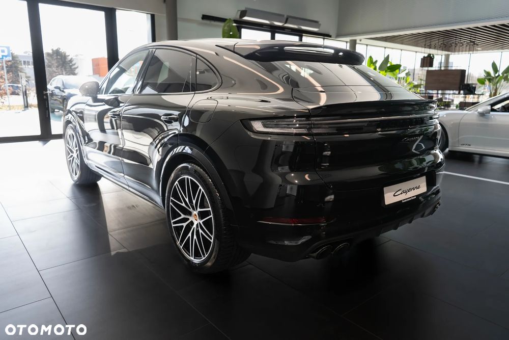 Porsche Cayenne E-Hybrid PHEV - 3